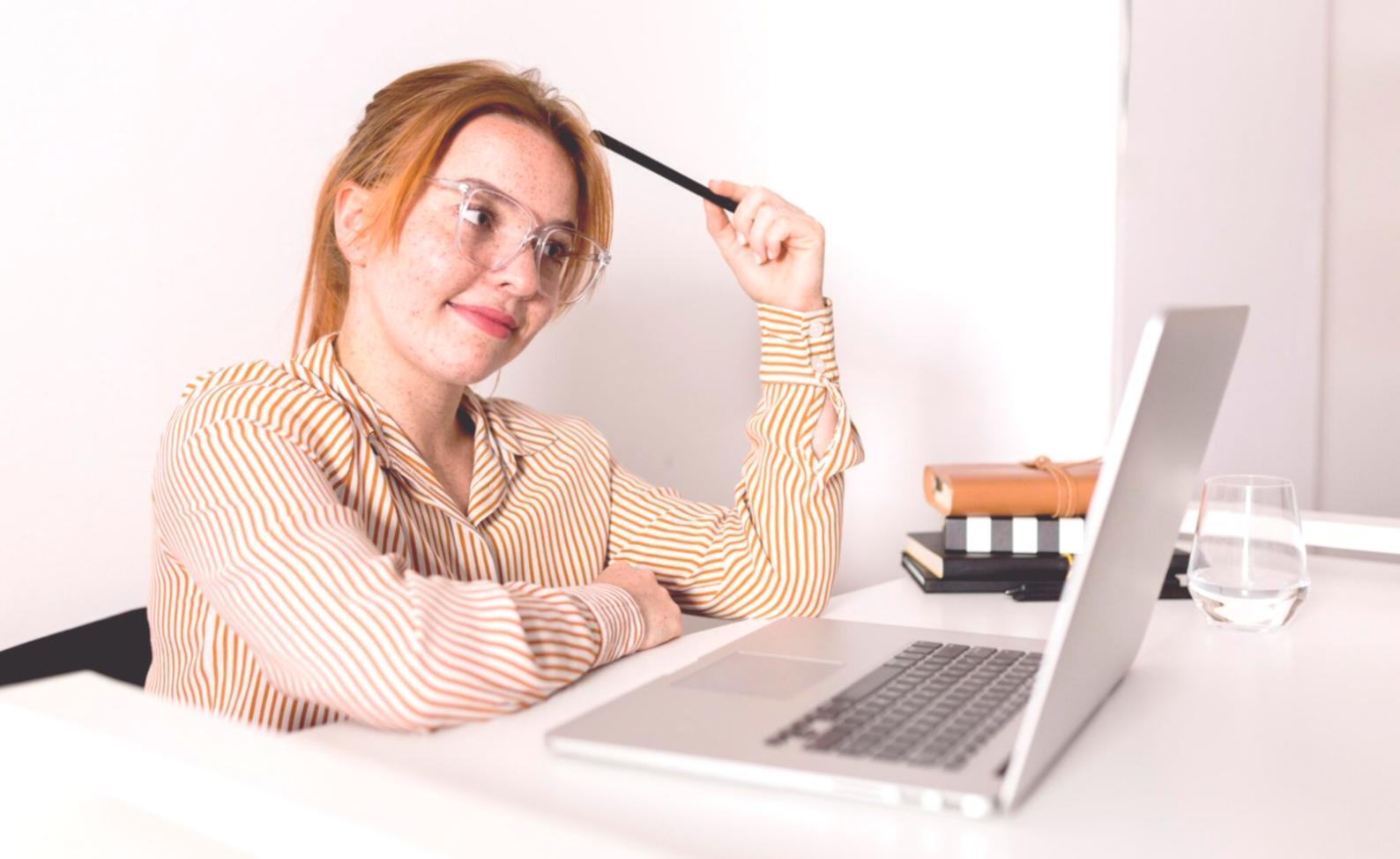 Sesión de formación en finanzas empresariales con análisis de datos